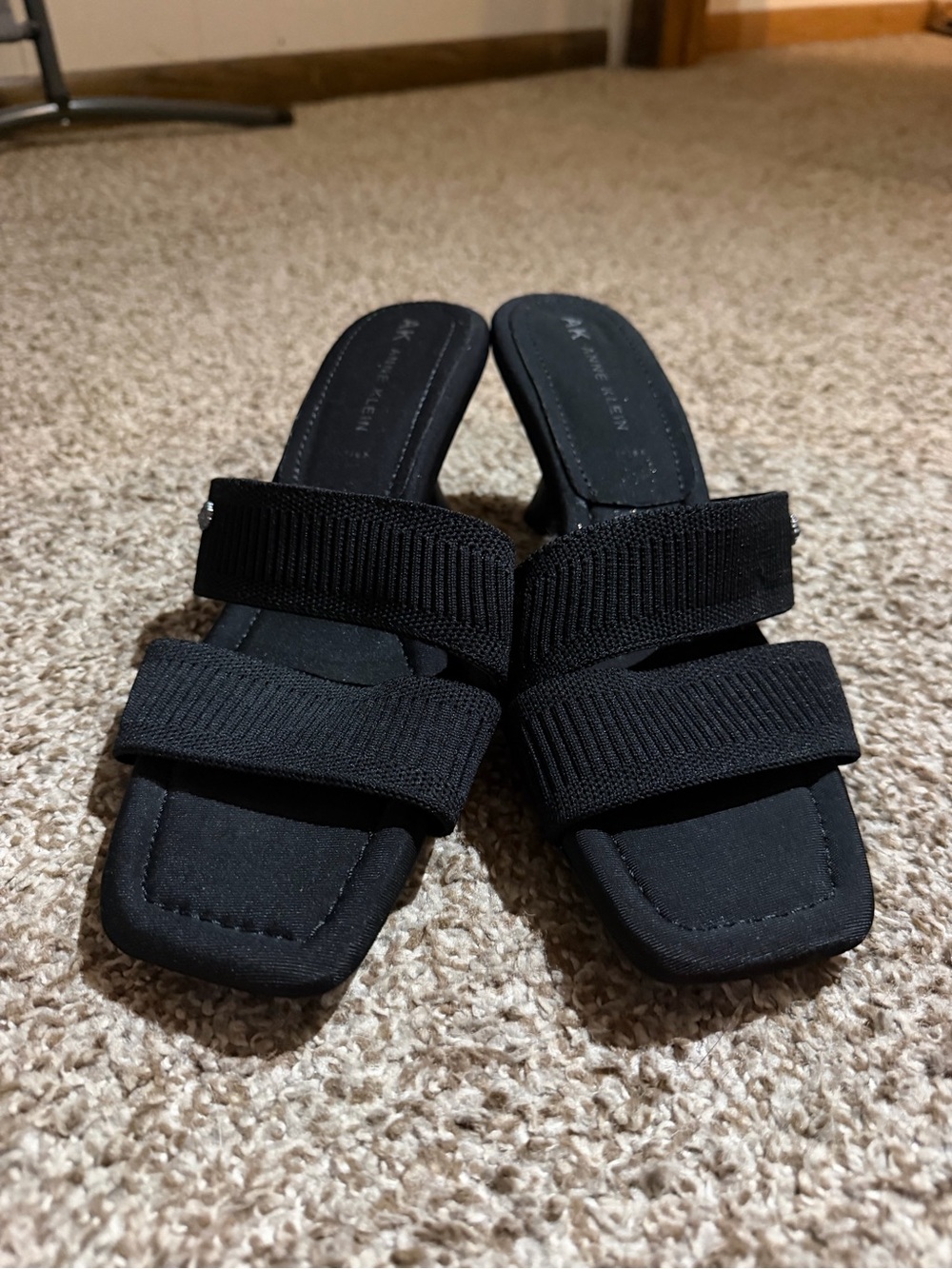 Anne Klein Black Heeled Sandals Size 9M